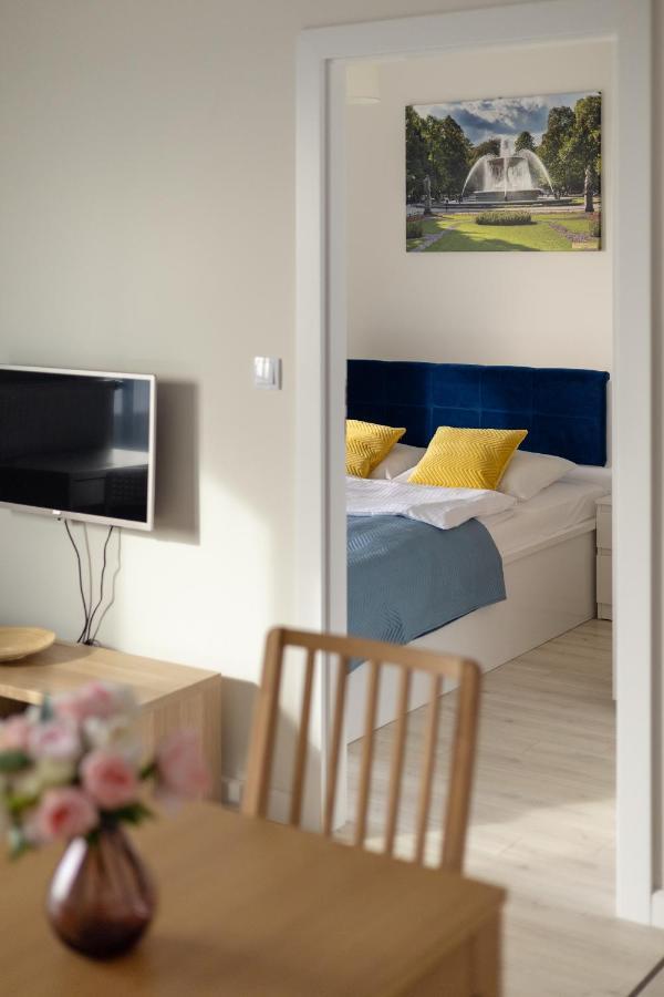 Wola Chic Blue Apartment Varsóvia Exterior foto